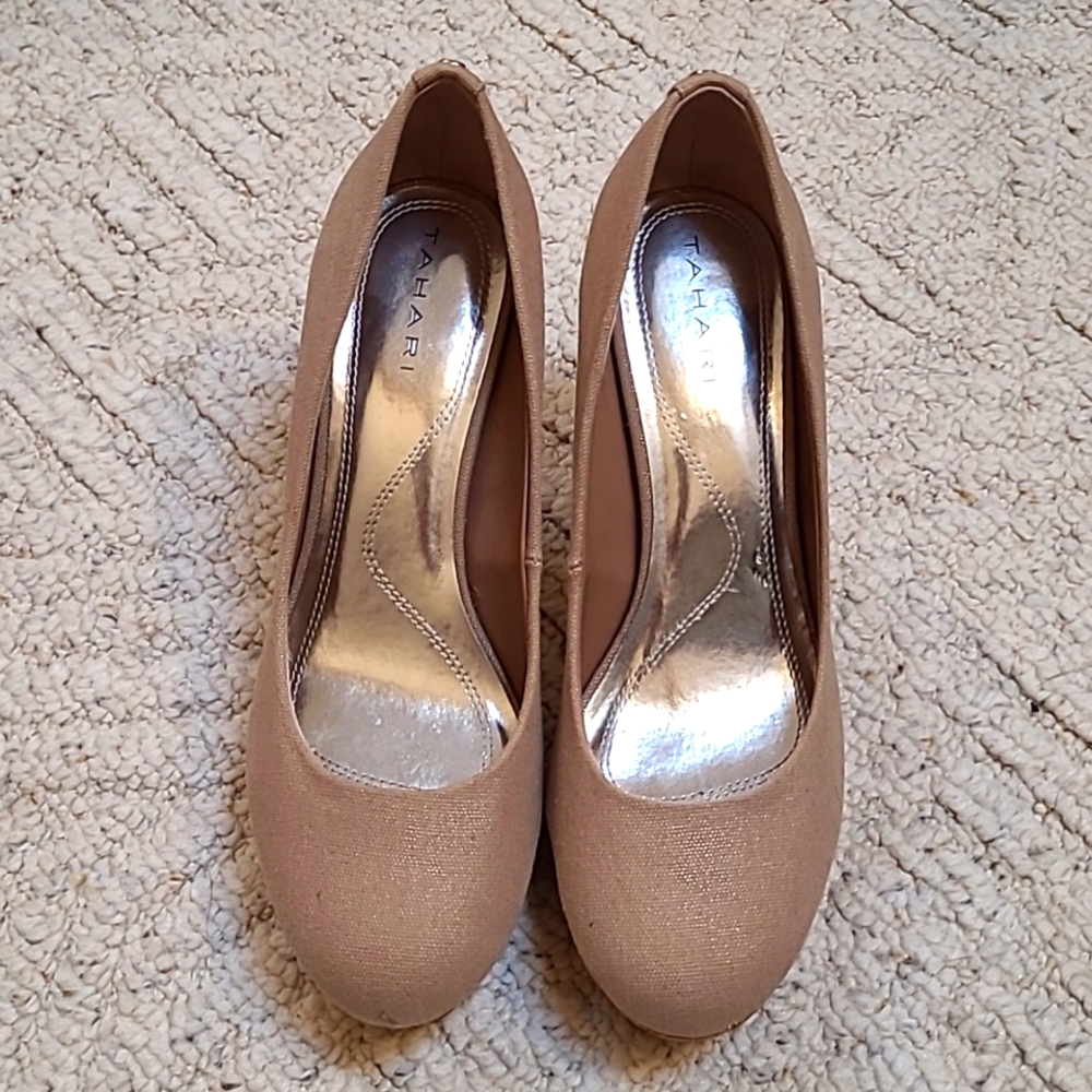 Cork bottom Tahari Heels with silver accents